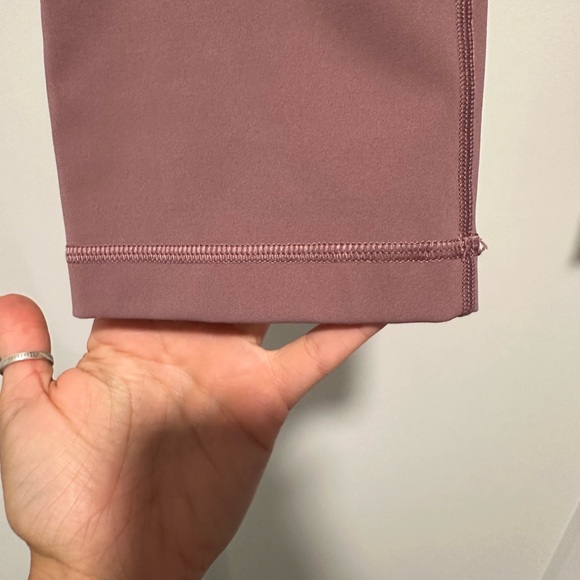 Lululemon crop leggings - Picture 2 of 6